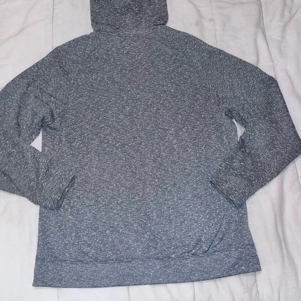 Nike dri fit sweater